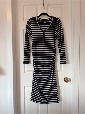 Old Navy Black and White Striped Long Sleeve Maternity Dress